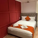Szálloda St Moscow 3*